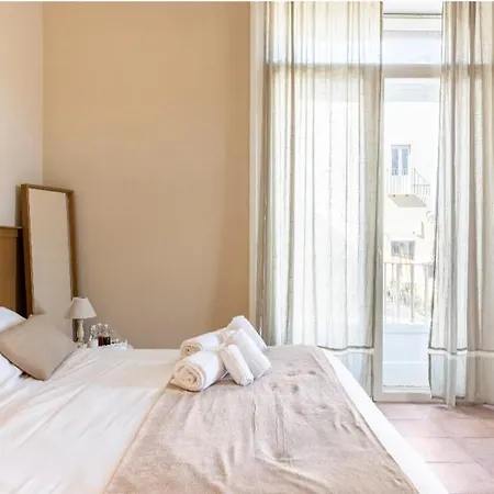 Joy's Ortigia Bed & Breakfast *