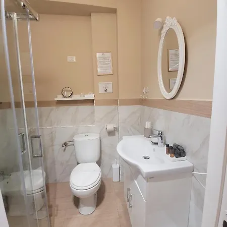 Joy's Ortigia Bed & Breakfast *