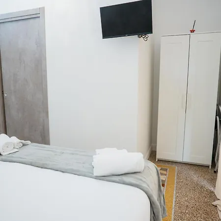 Joy's Ortigia Bed & Breakfast