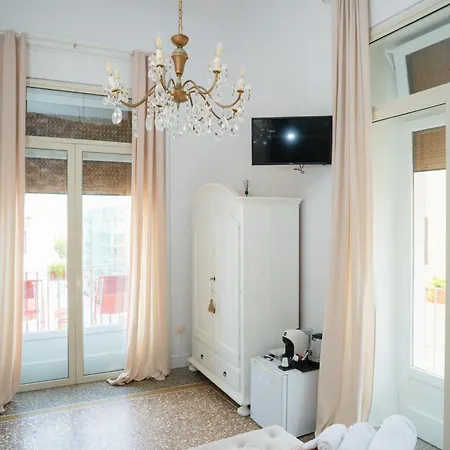 Joy's Ortigia 4* Syracuse