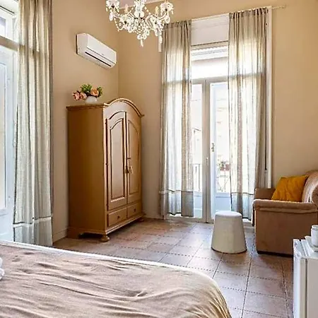 Joy's Ortigia 4*