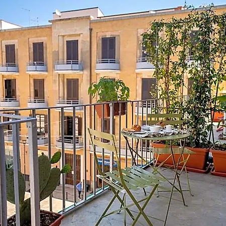 Joy's Ortigia Bed & Breakfast