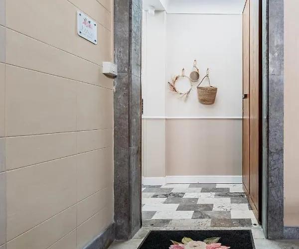 Joy's Ortigia Bed & Breakfast 4*