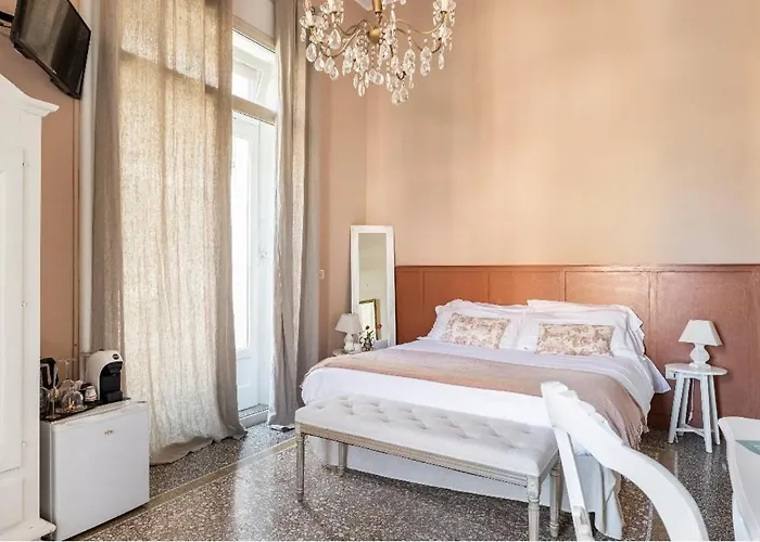 Joy's Ortigia Bed & Breakfast