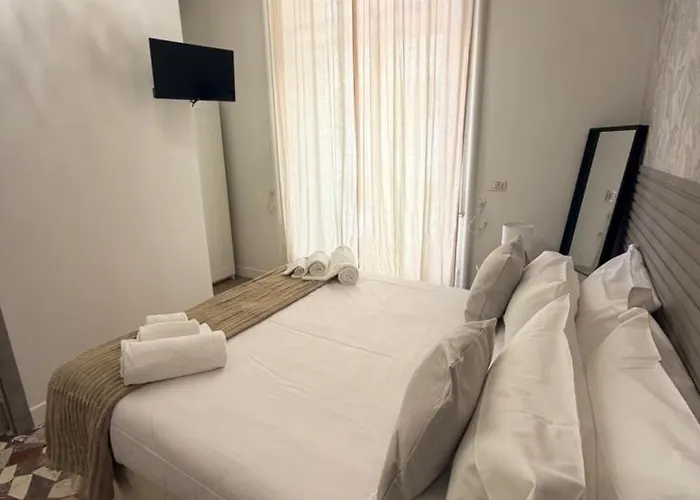 Joy's Ortigia Bed & Breakfast