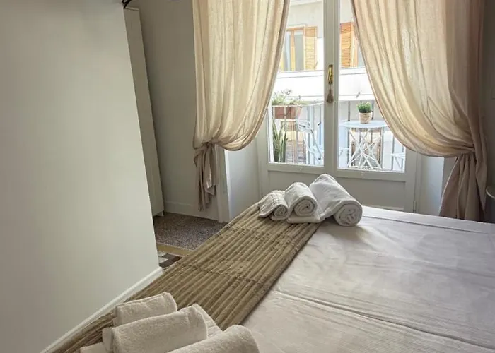 Bed & Breakfast Joy's Ortigia