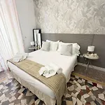 Joy's Ortigia Bed & Breakfast 4*