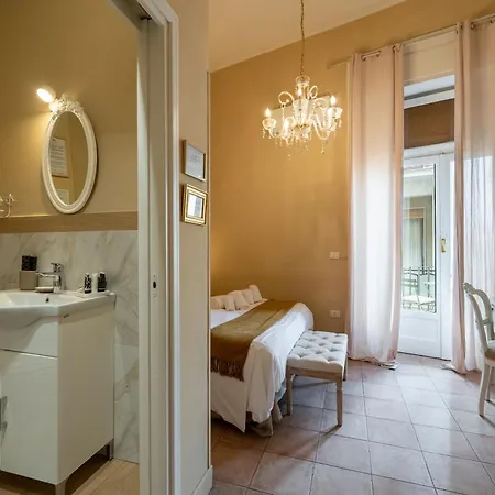 Bed and breakfast Joy's Ortigia *
