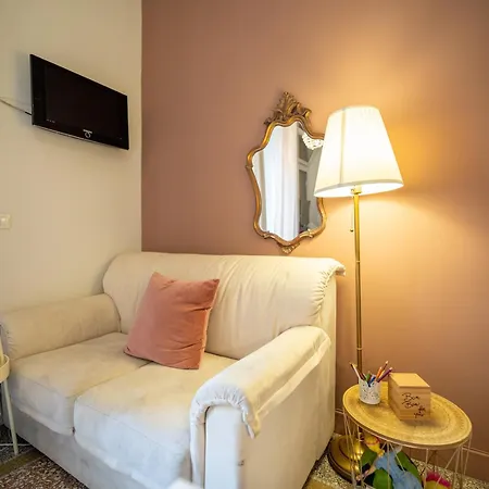 Bed and breakfast Joy's Ortigia *
